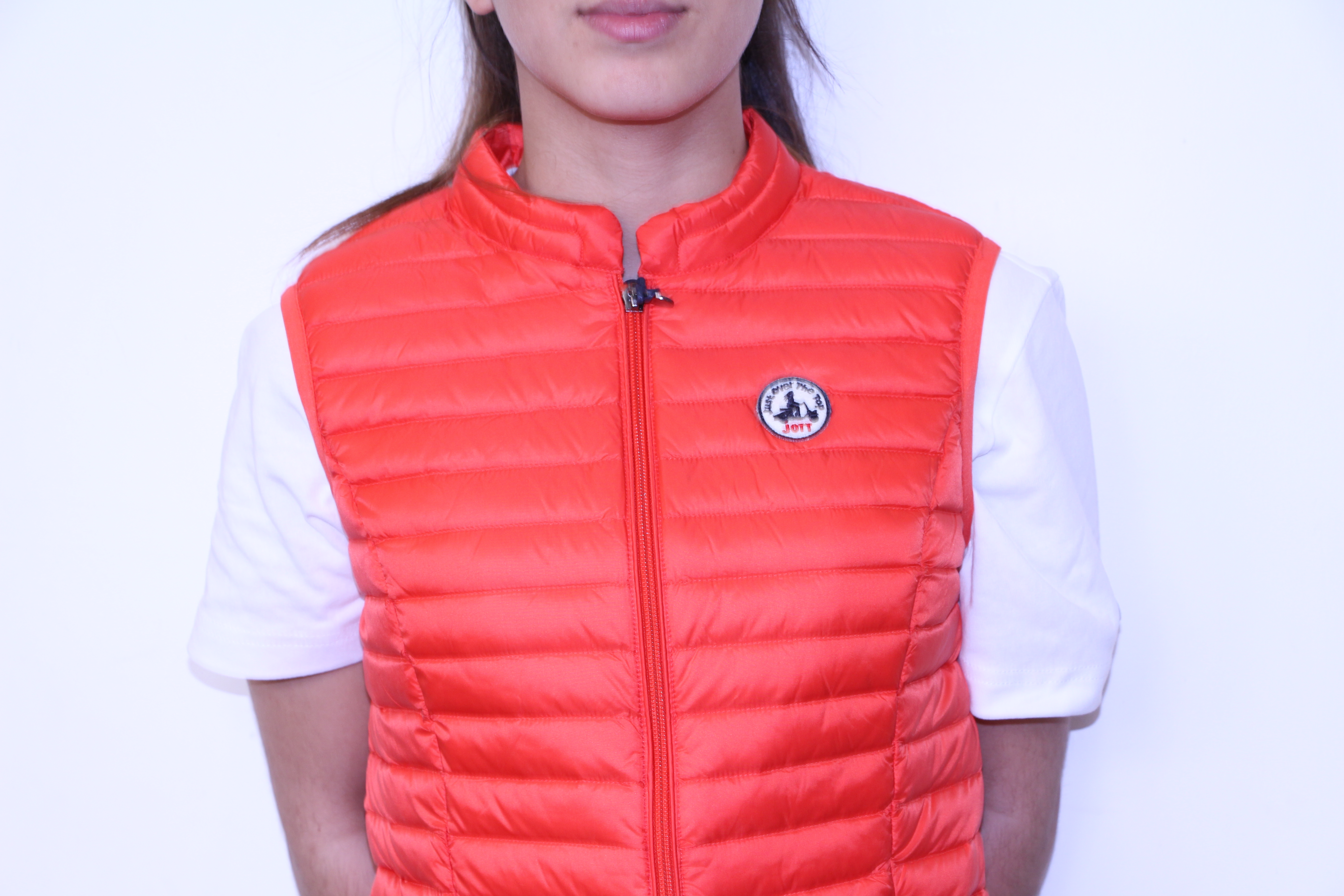 jott rouge sans manche