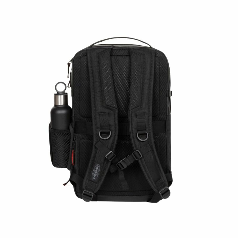 eastpack tecum noir en rfipstop imperméable