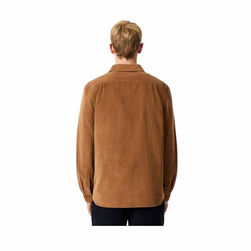 chemise Lacoste en velours côtelé marron camel chez sport aventure à Orange