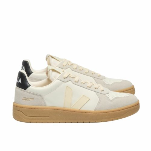 VEJA V-82 leather pure calcaire