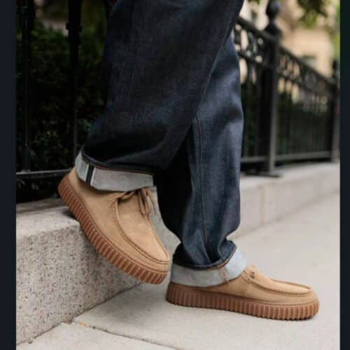CLARKS Torhill suede sable foncé