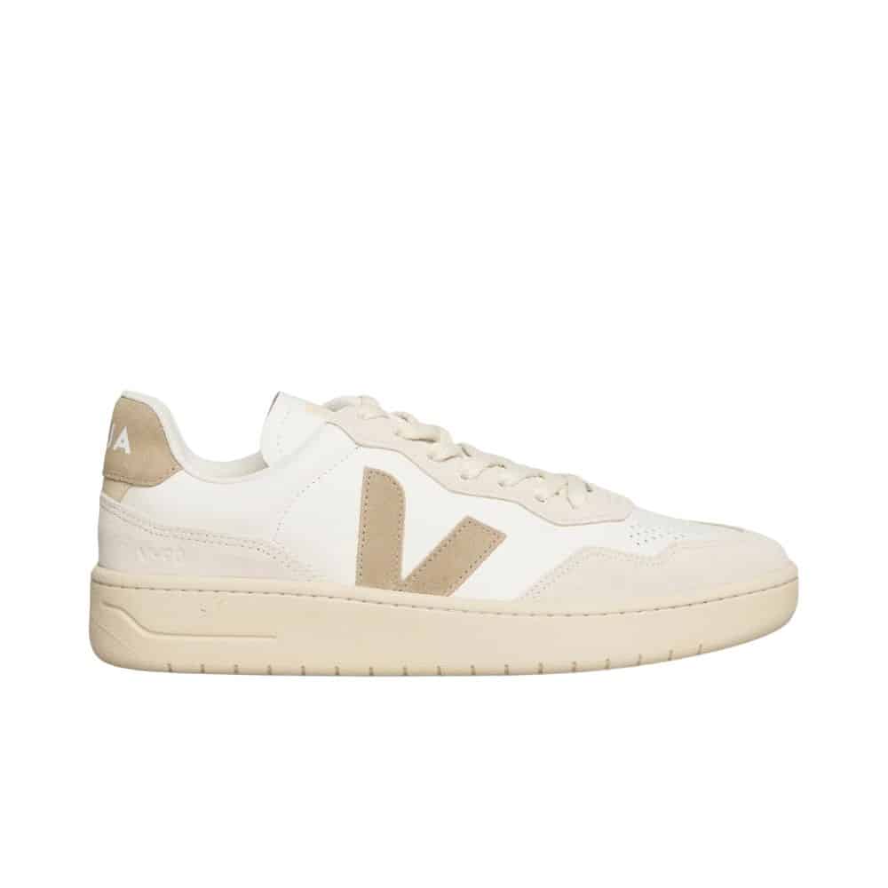 baskets veja en cuir et suede v-90 taupe homme chez sport aventure à Orange