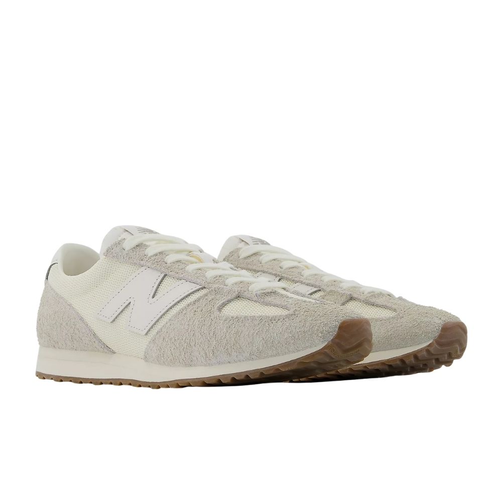 sneakers femme naturel 471 chez sport aventure à Orange