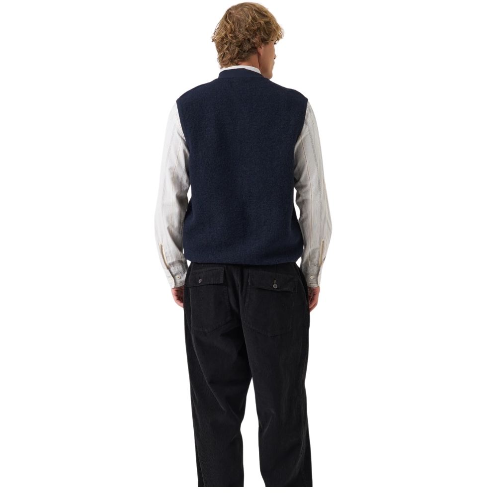 gilet waiscoat sans manches en laine navy universal works chez sport aventure à Orange