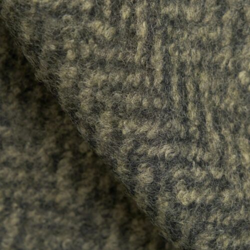 UNIVERSAL WORKS Cardigan Advance en polaire de laine à chevrons olive